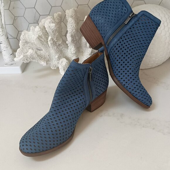 LUCKY BRAND BLUE SUEDE ANKLE BOOTS SZ 10 - Picture 2 of 4